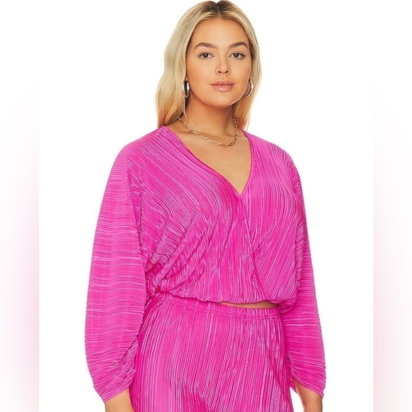 Good American Always Fits Plisse Sculpt Top in Fuchsia Pink size 7/4XL Plus - Picture 1 of 6